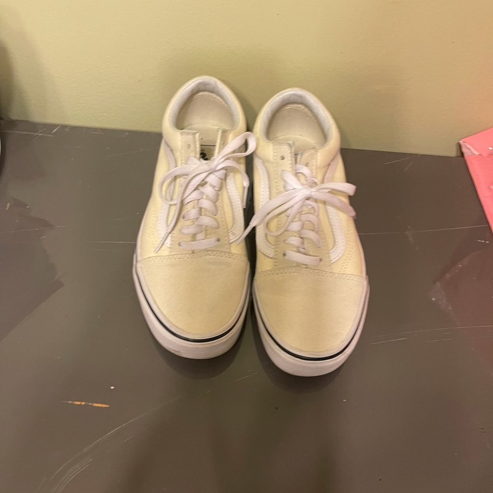 Vans sneakers